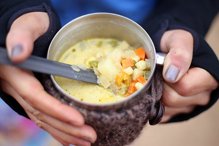 Суп из сушеного мяса в походе